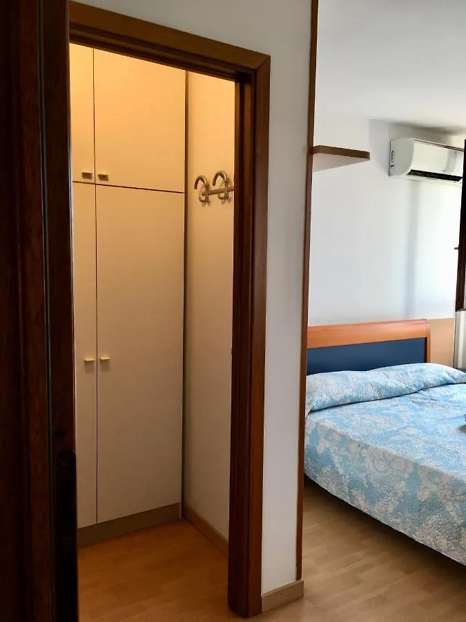 Taverna Affittacamere 加尔多内-里维耶拉 0*,  意大利
