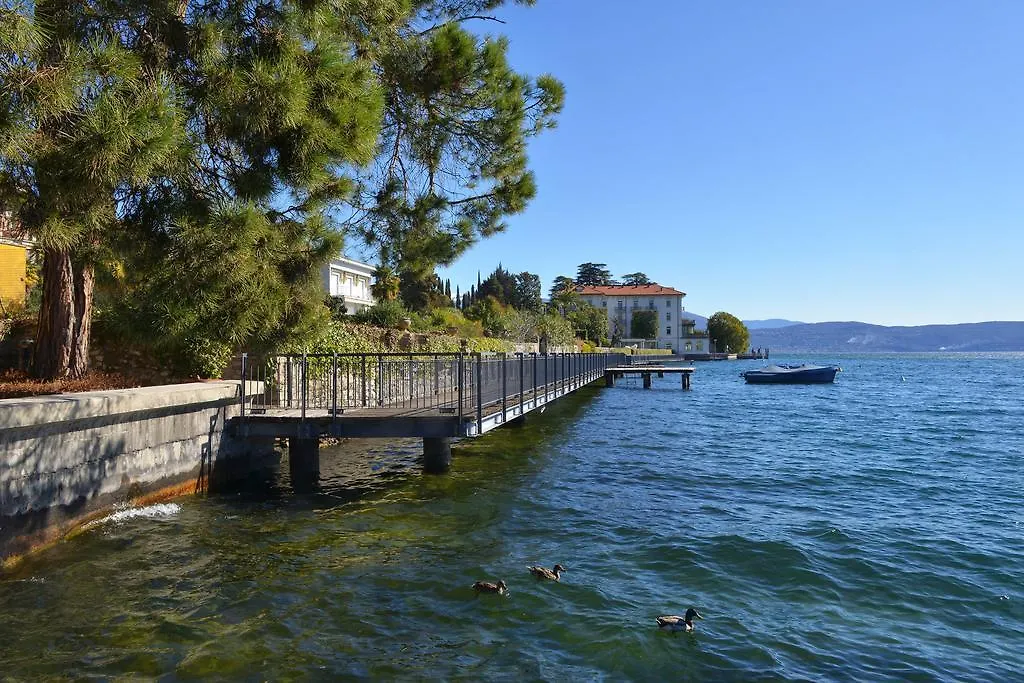 Taverna Affittacamere Gardone Riviera Guest house